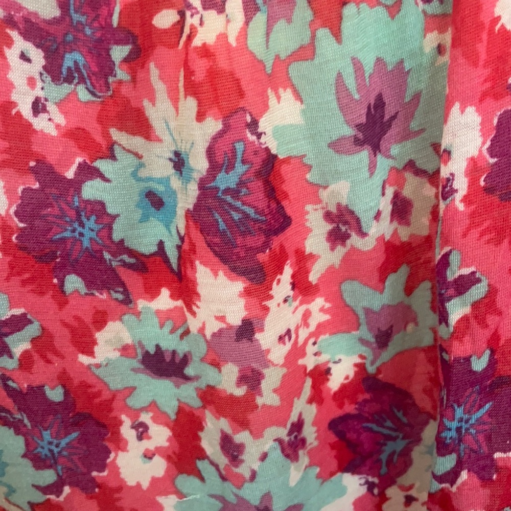 Flower Tank 🌸 - Picture 3 of 3